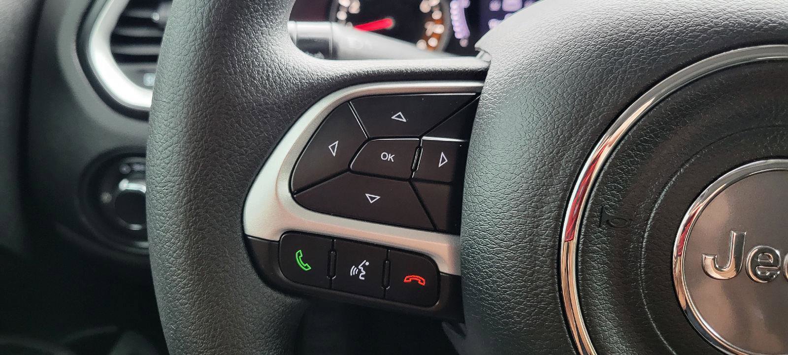 Used 2019 Jeep Renegade Sport image 16