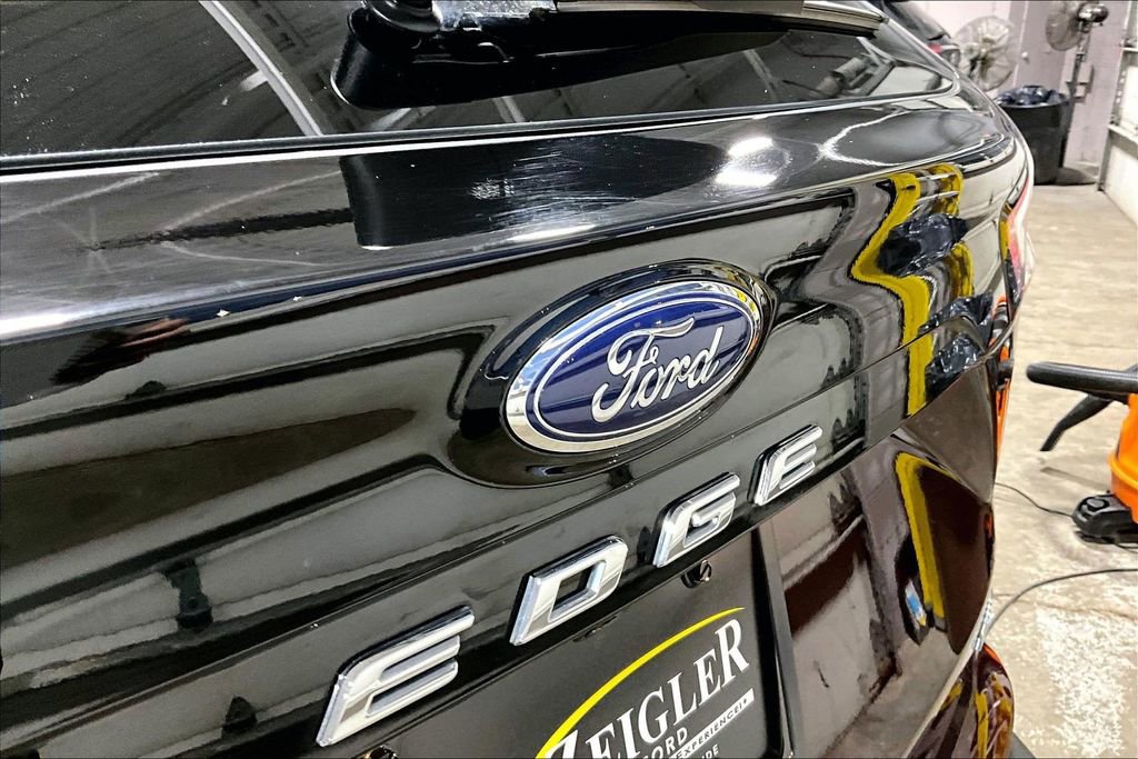 Certified 2024 Ford Edge SEL w/ Convenience Package image 30