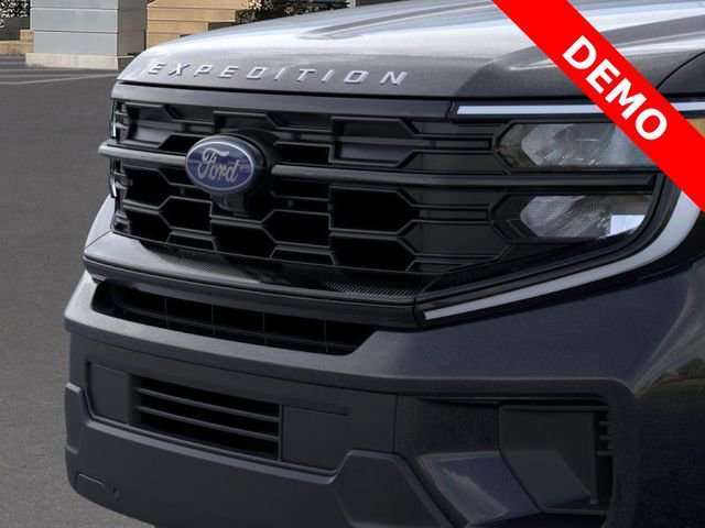 New 2025 Ford Expedition Max Active image 17