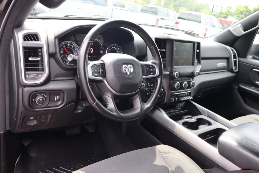 Used 2022 RAM 1500 Big Horn AWD/4WD image 5