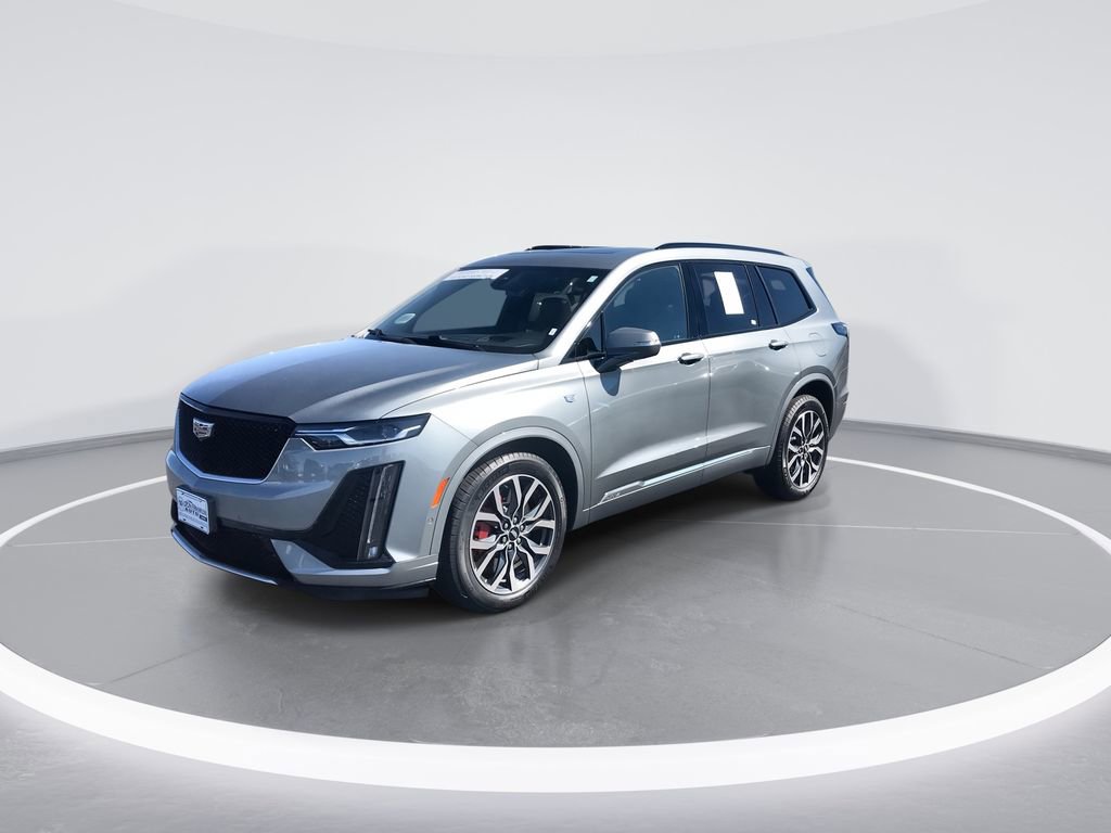 Used 2023 Cadillac XT6 Sport w/ Technology Package image 4