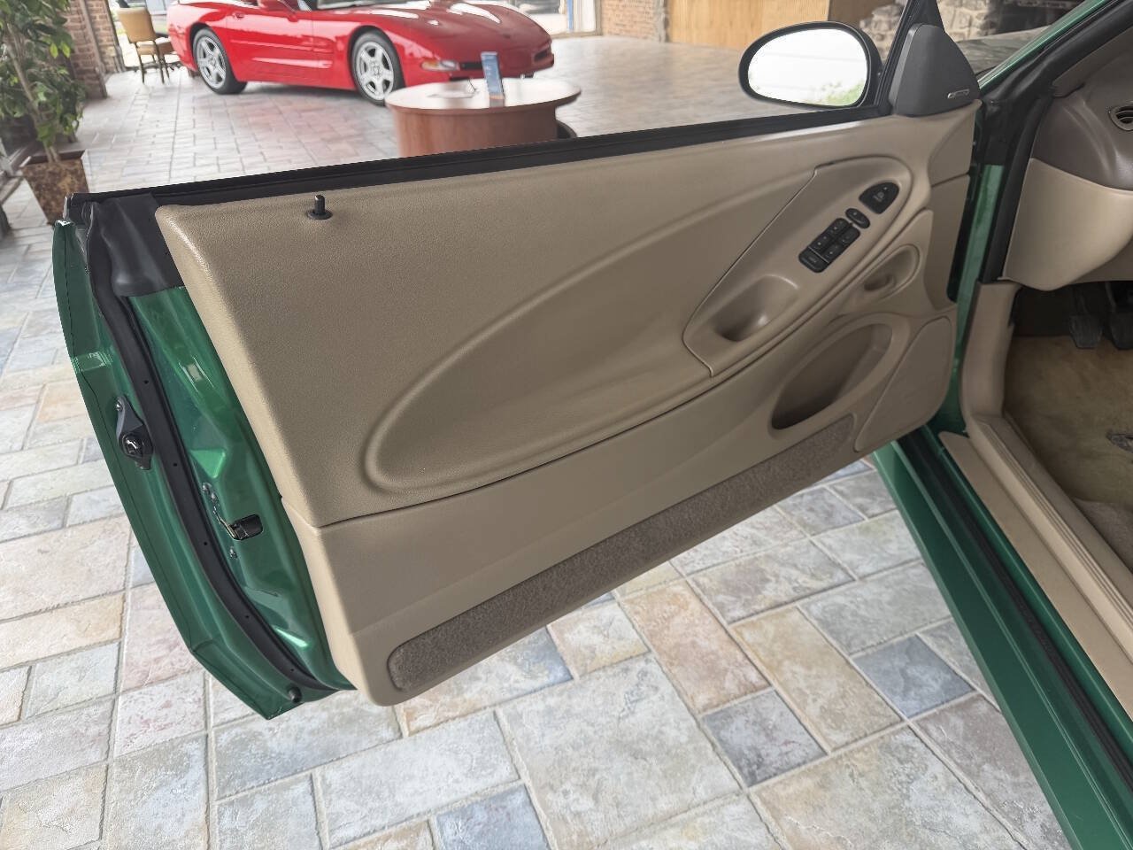 Used 1999 Ford Mustang Cobra RWD image 10