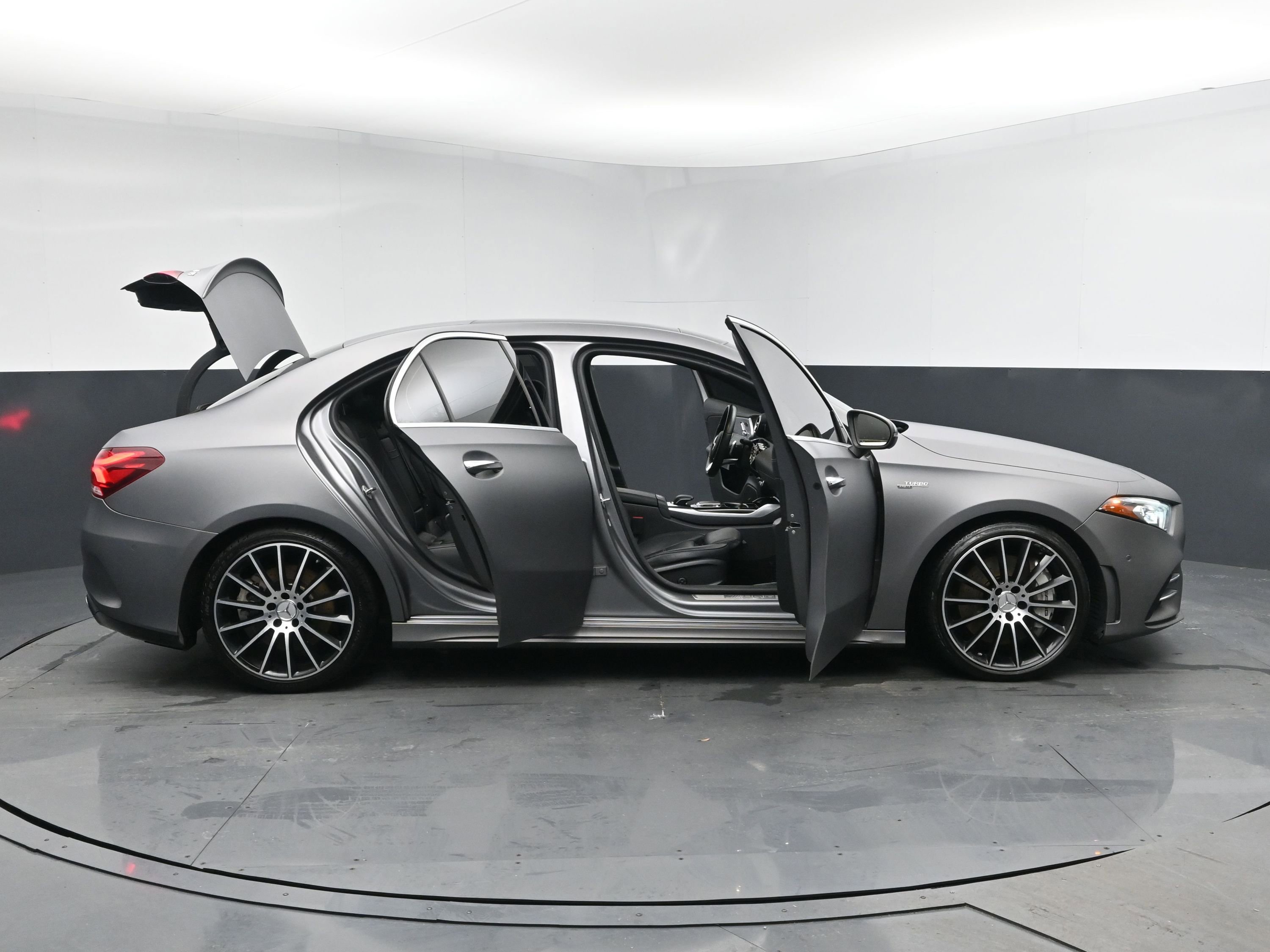 Used 2020 Mercedes-Benz A 35 AMG 4MATIC image 28