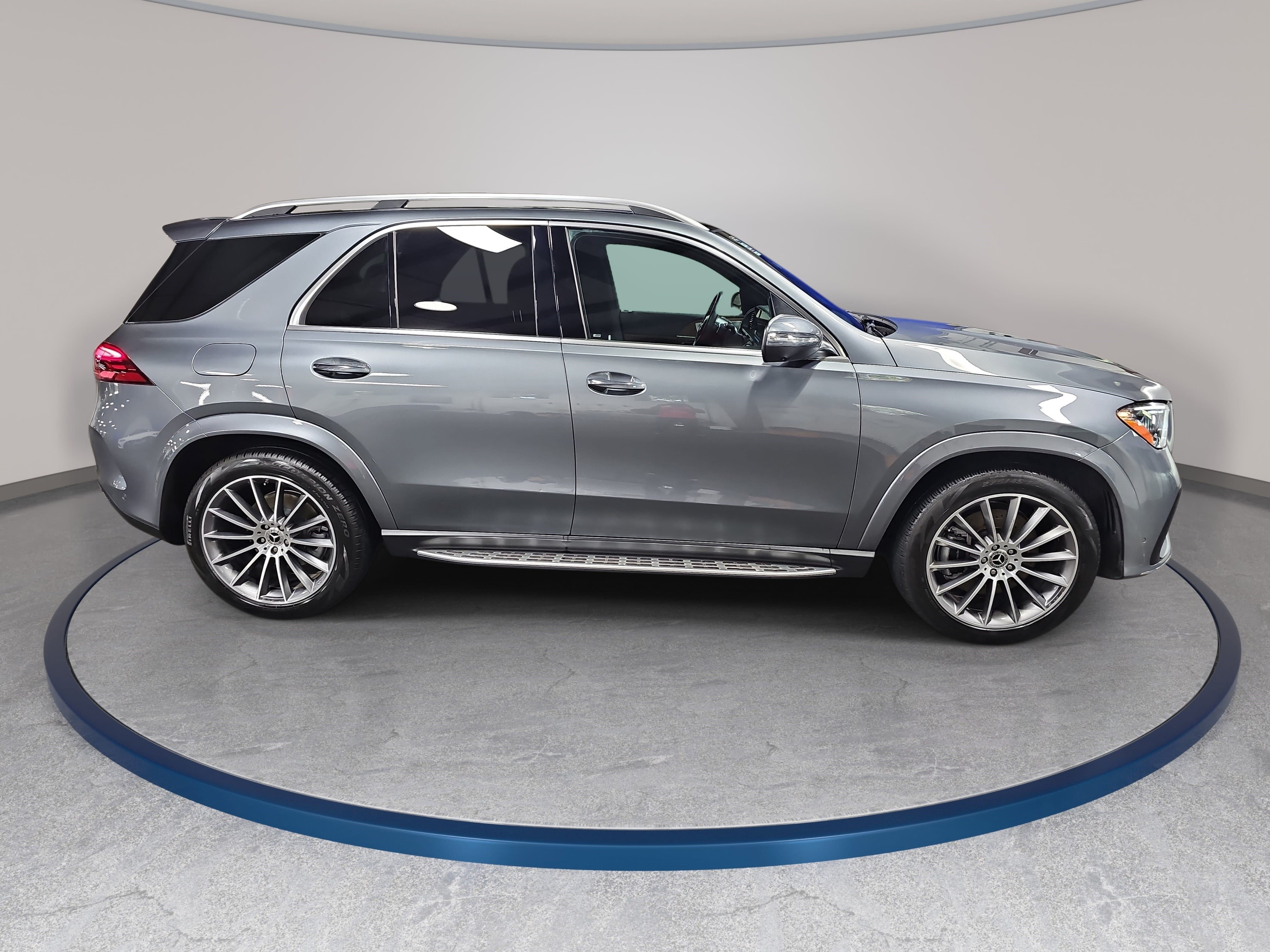 Used 2024 Mercedes-Benz GLE 450 4MATIC image 4