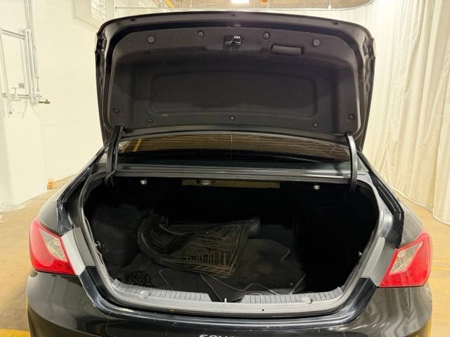 Used 2012 Hyundai Sonata Limited w/ Navigation Pkg FWD image 25