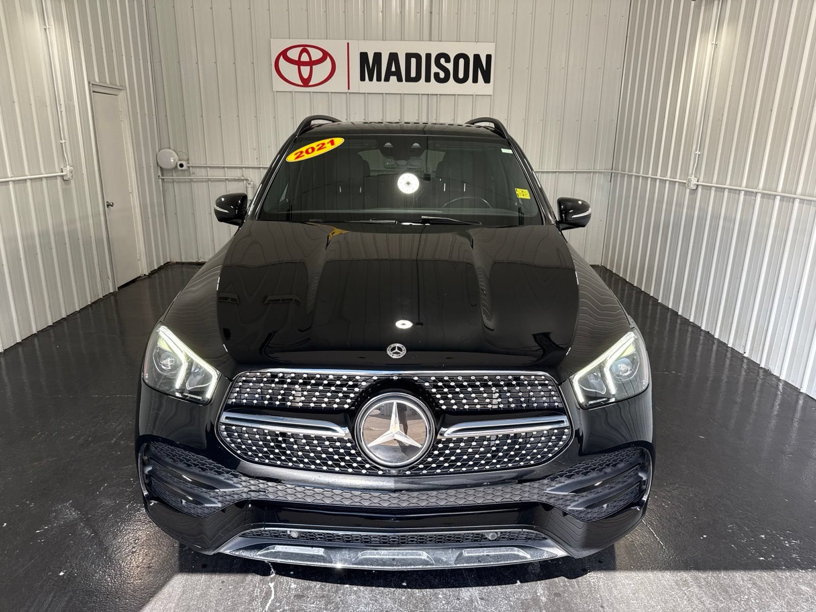 Used 2021 Mercedes-Benz GLE 450 4MATIC image 5