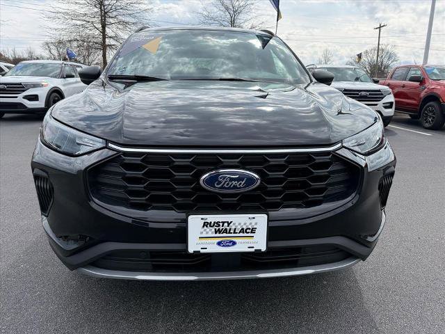 Certified 2025 Ford Escape ST-Line image 3
