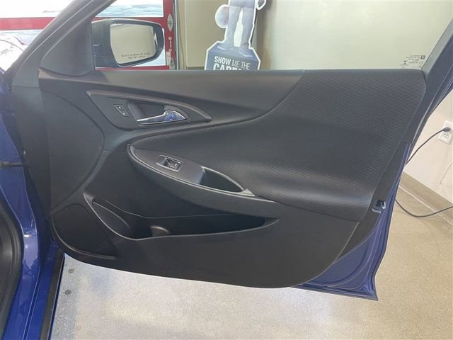 Used 2023 Chevrolet Malibu LS FWD image 18