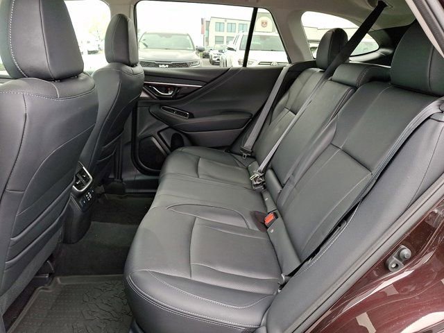 Used 2023 Subaru Outback Touring AWD/4WD image 13