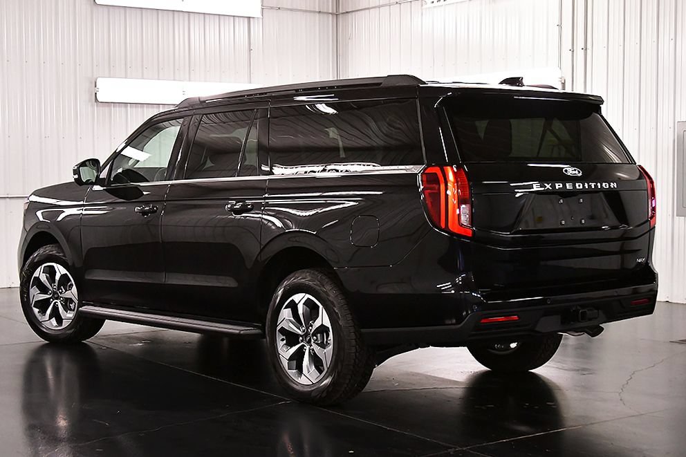 New 2027 Ford Expedition Max Active AWD/4WD image 5