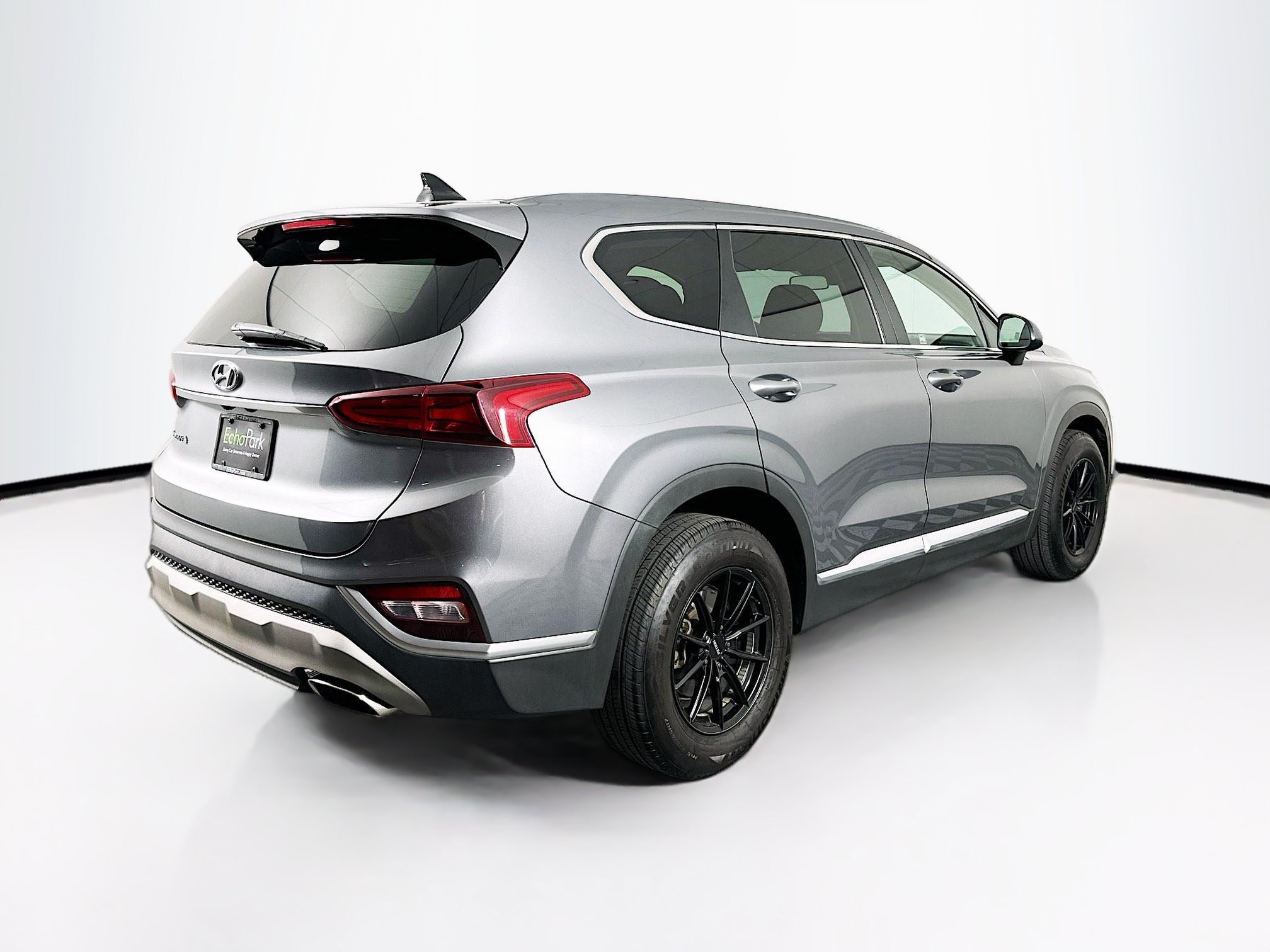 Used 2019 Hyundai Santa Fe SE FWD image 9