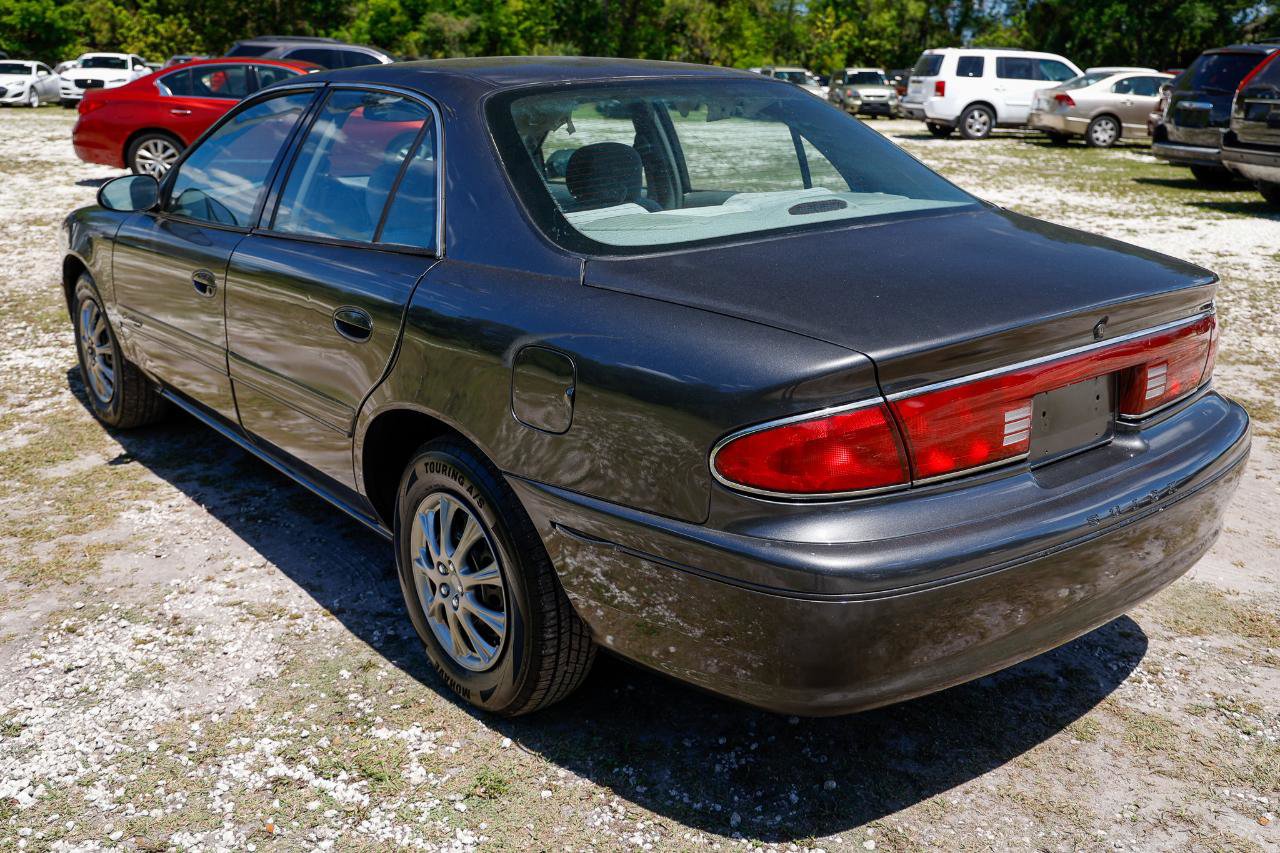 Used 2001 Buick Century Custom w/ Premium Pkg FWD image 5
