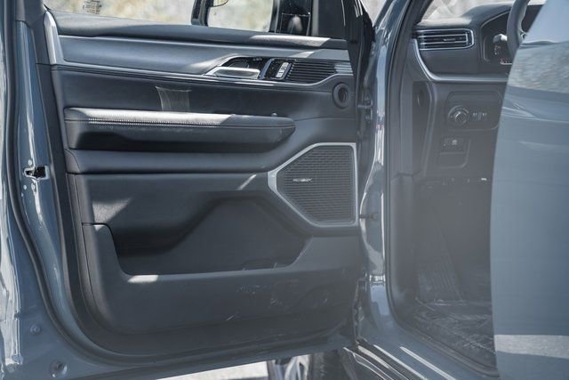 New 2026 Jeep Grand Wagoneer Limited image 48