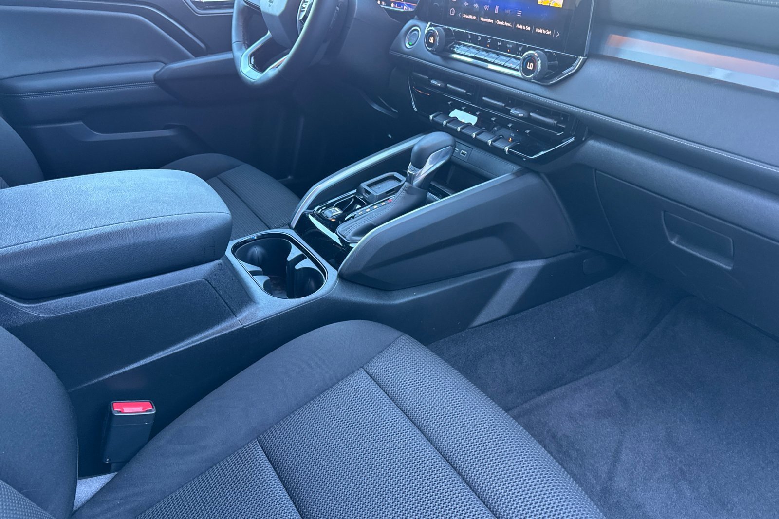 Used 2026 Chevrolet Colorado LT image 19