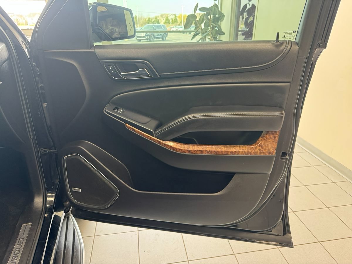 Used 2015 Chevrolet Tahoe LTZ AWD/4WD image 13