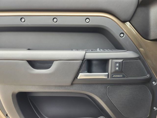 New 2026 Land Rover Defender 110 S AWD/4WD image 16
