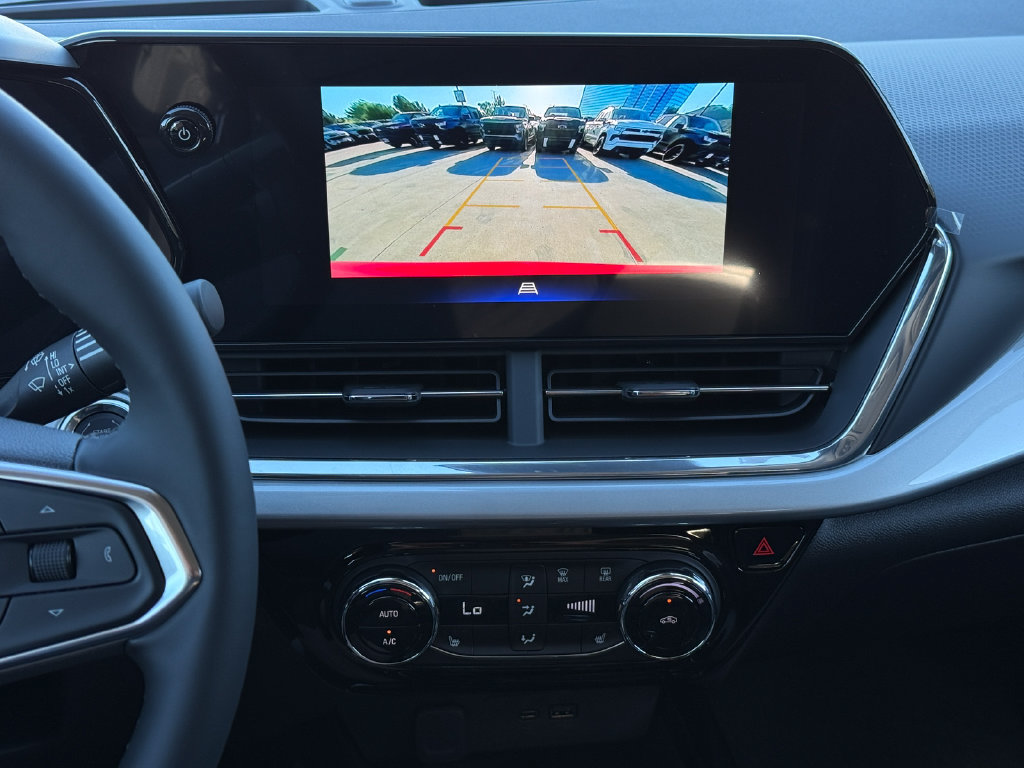 New 2026 Chevrolet Trax LT w/ LT Convenience Package FWD image 19