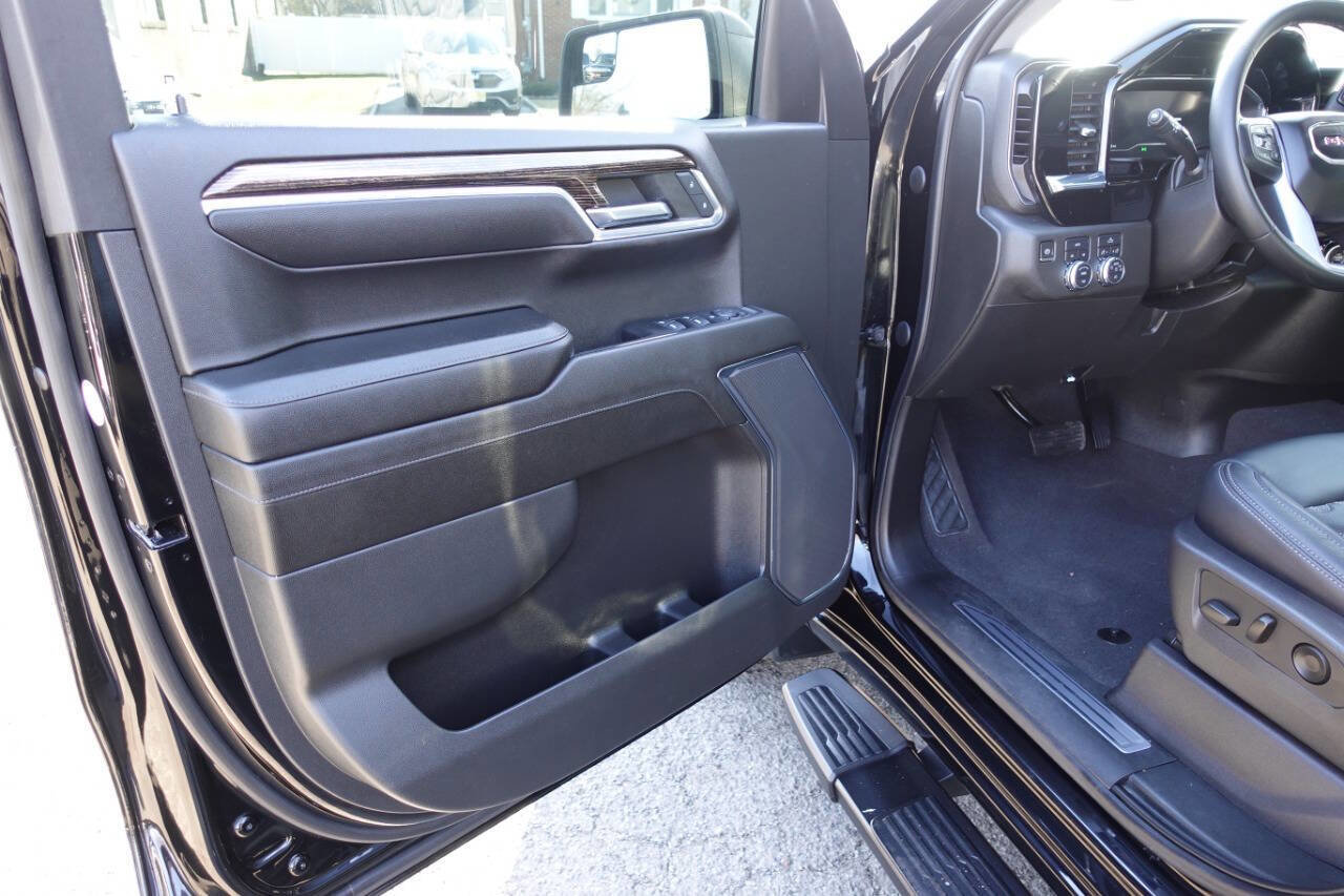 Used 2023 GMC Sierra 1500 Elevation image 15