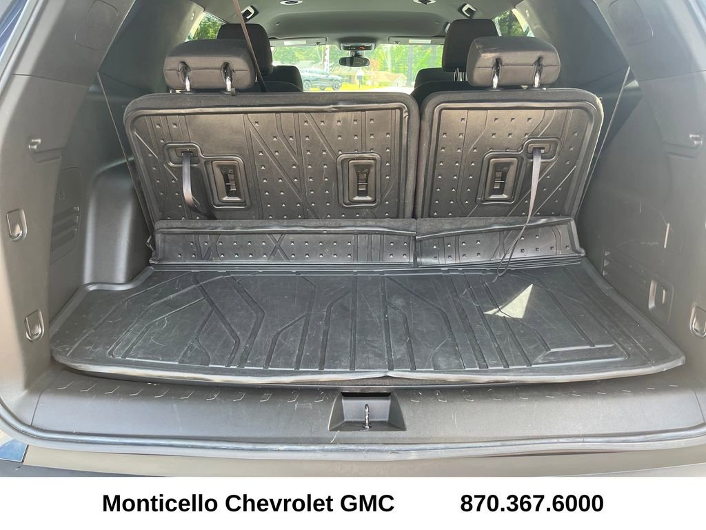 Used 2023 Chevrolet Traverse LT FWD image 29