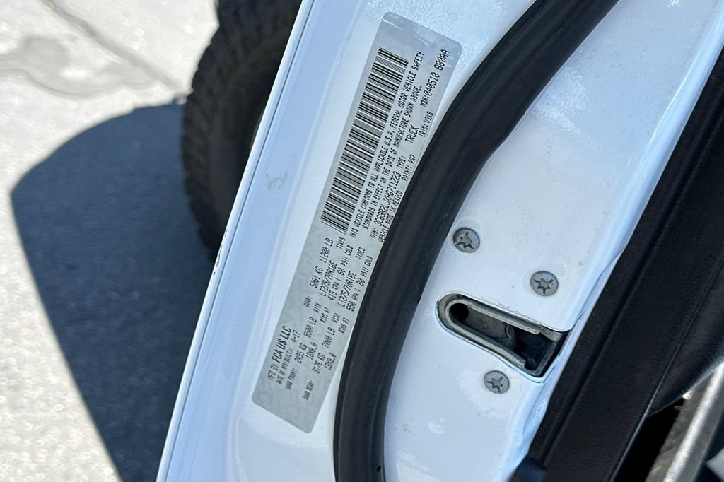Used 2017 RAM 3500 SLT RWD image 27