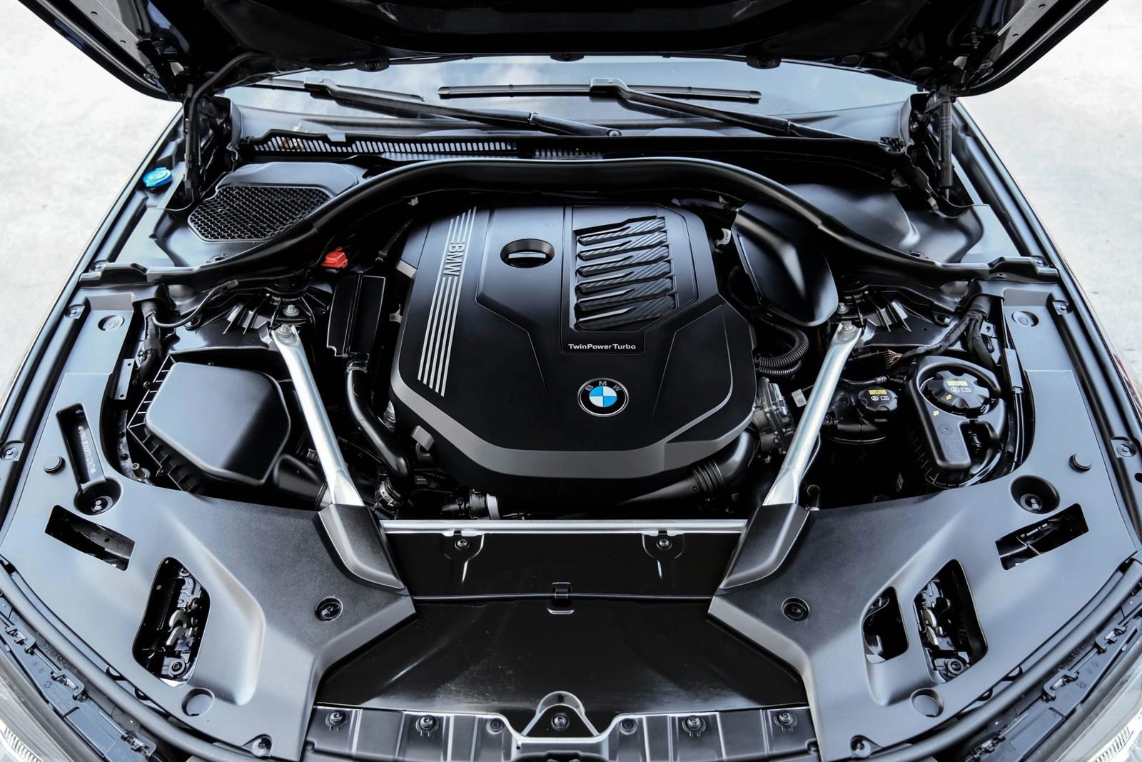 Used 2023 BMW 540i xDrive w/ Executive Package image 64