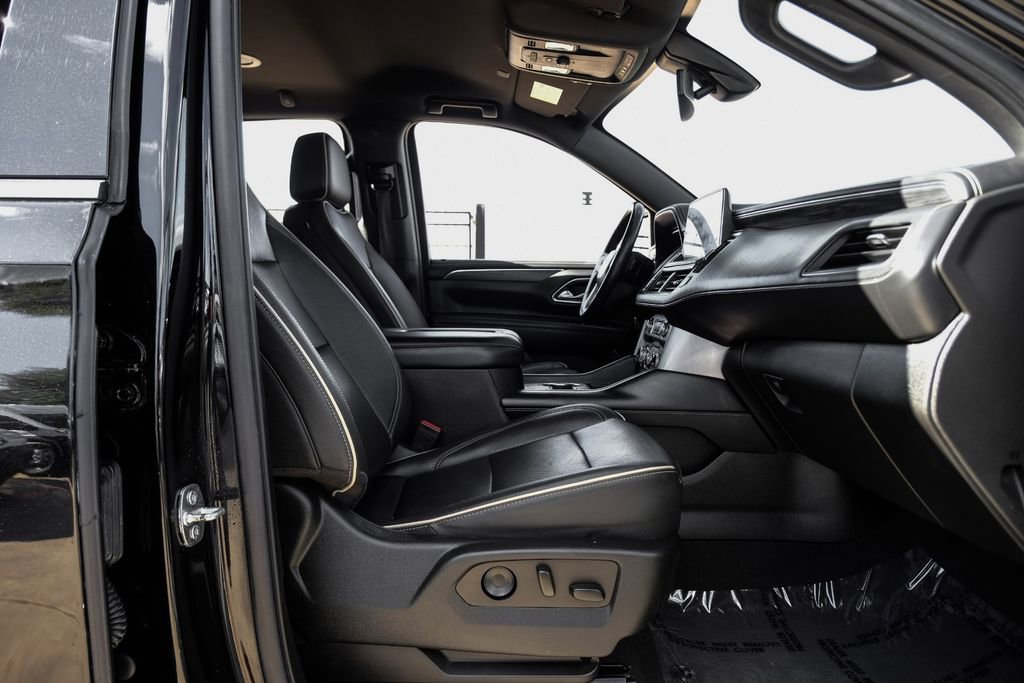Used 2022 GMC Yukon XL SLT AWD/4WD image 36