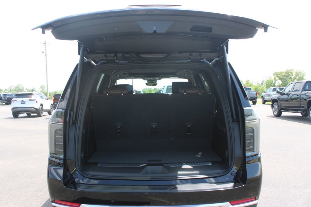 New 2026 Chevrolet Tahoe High Country AWD/4WD image 14