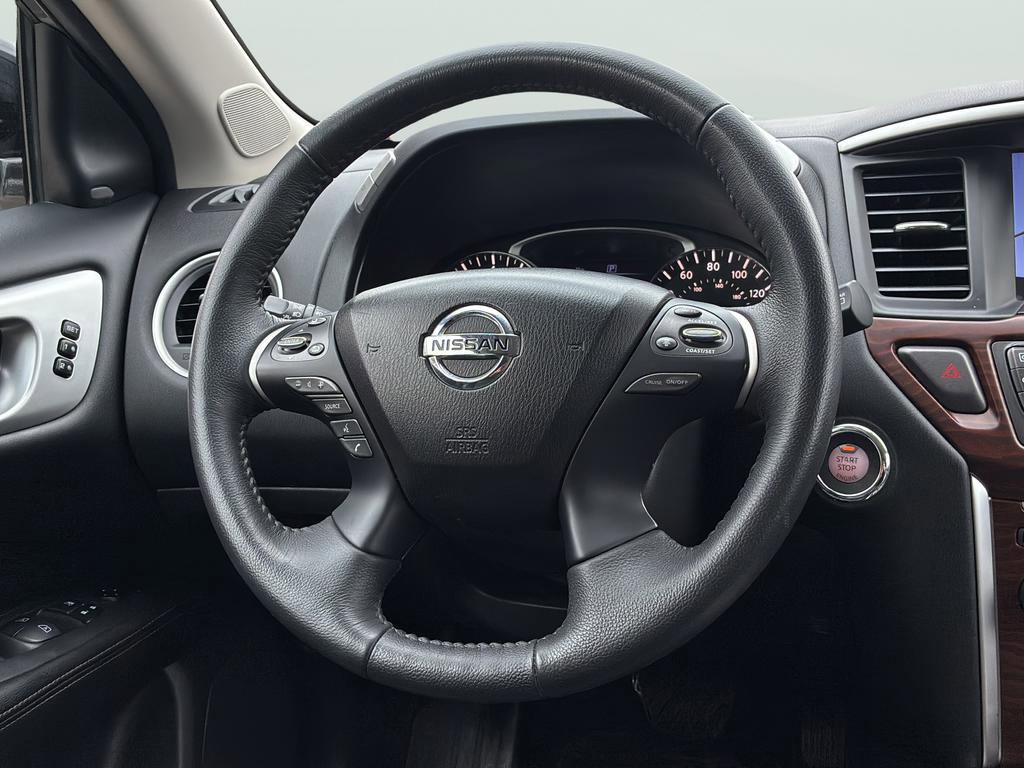Used 2017 Nissan Pathfinder Platinum w/ Family Entertainment Package image 19