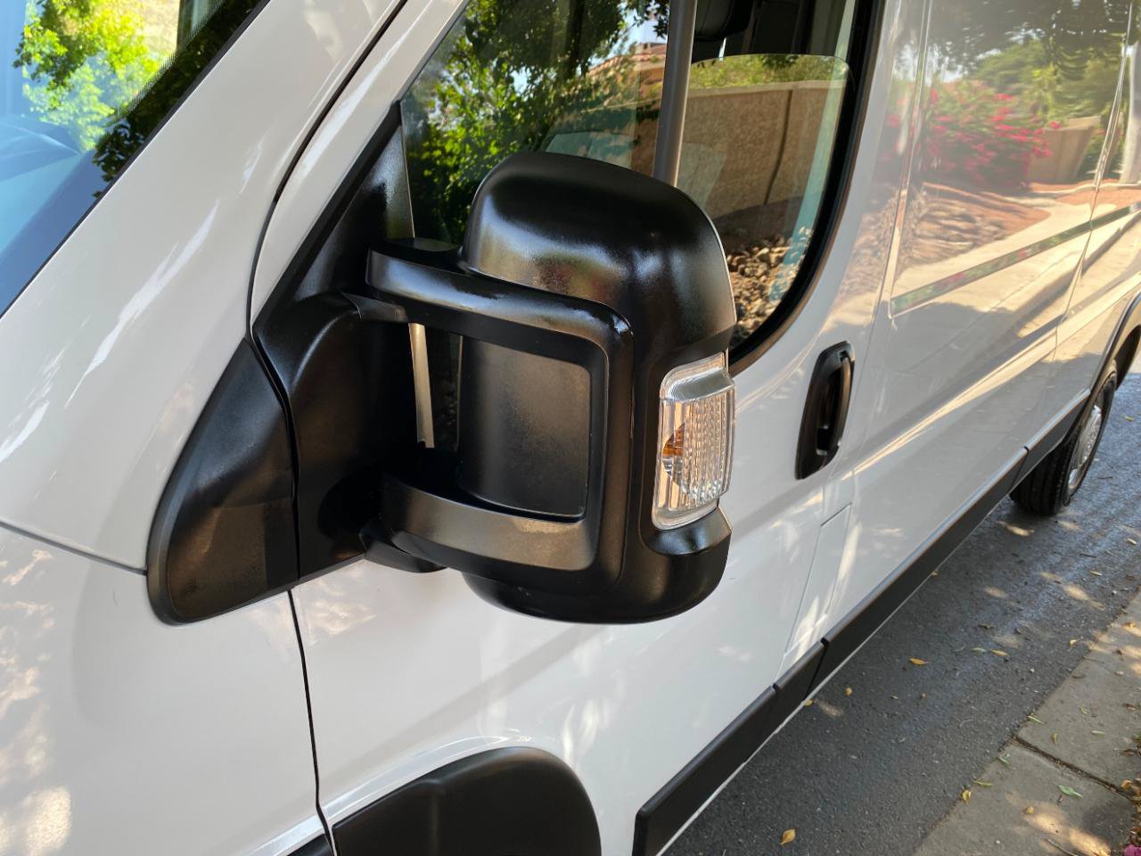 Used 2026 RAM ProMaster 2500 w/ Convenience Group FWD image 11