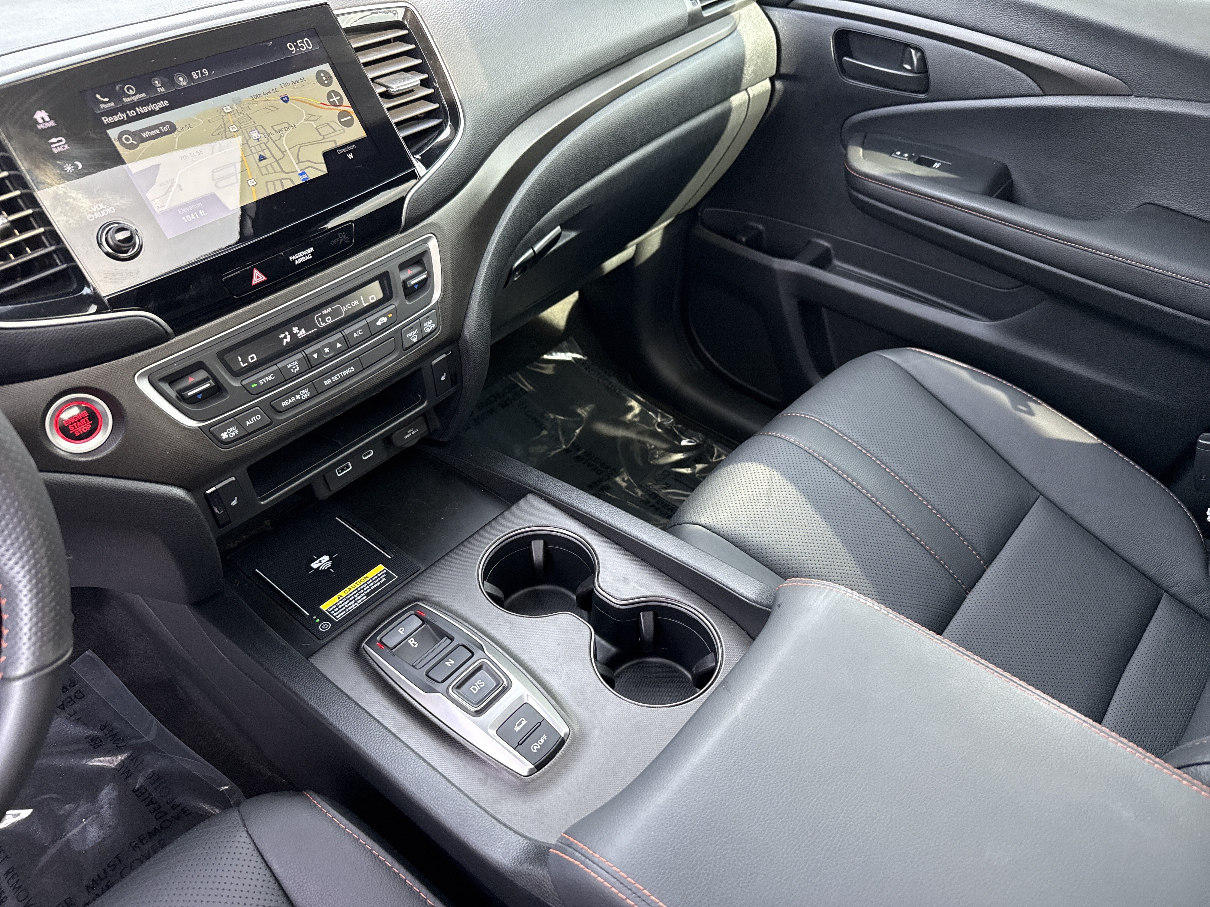 Certified 2025 Honda Passport TrailSport image 26