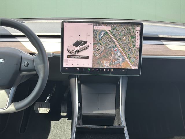 Used 2021 Tesla Model Y Long Range image 22
