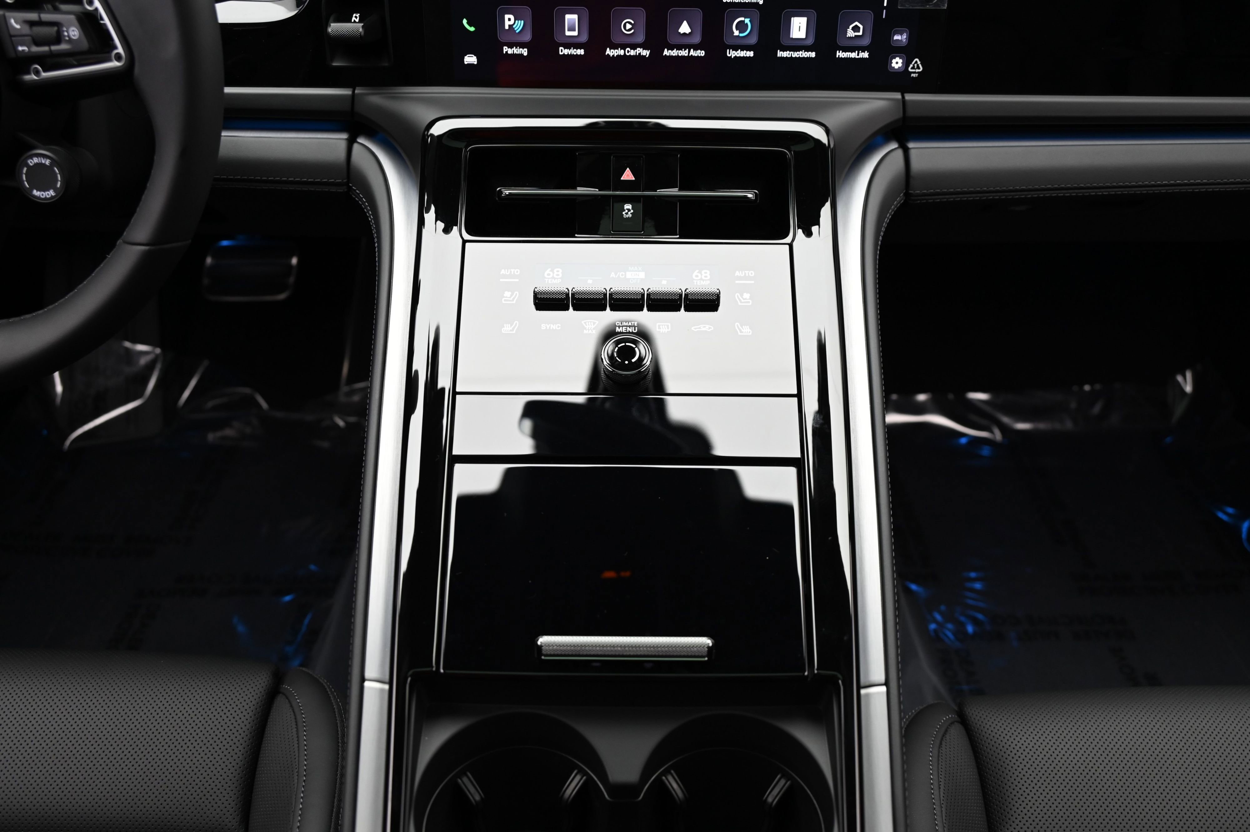 Used 2024 Porsche Panamera 4 image 46