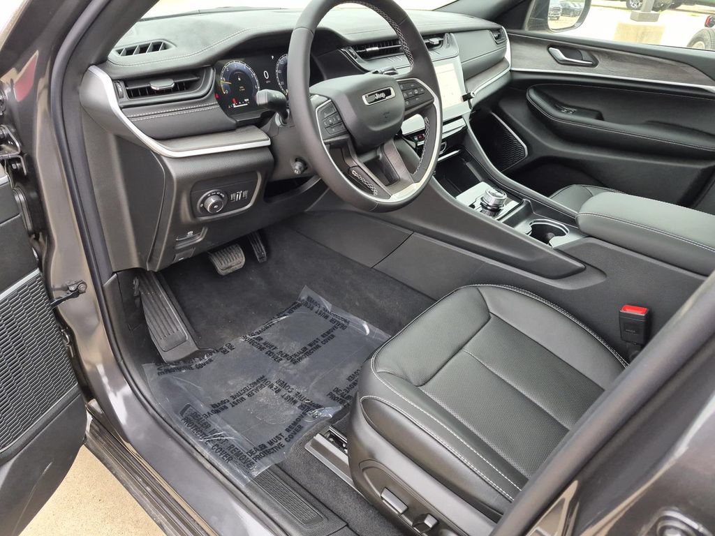 New 2026 Jeep Grand Cherokee Limited AWD/4WD image 11