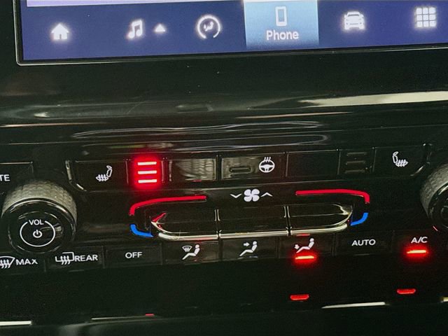 Used 2023 Jeep Grand Cherokee Altitude image 19