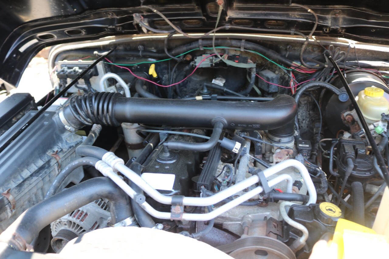 Used 2001 Jeep Wrangler Sport AWD/4WD image 68