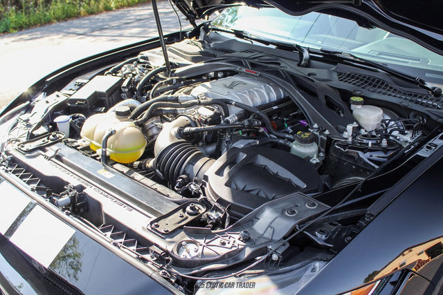 Used 2022 Ford Mustang Shelby GT500 w/ Carbon Fiber Track Pack image 15