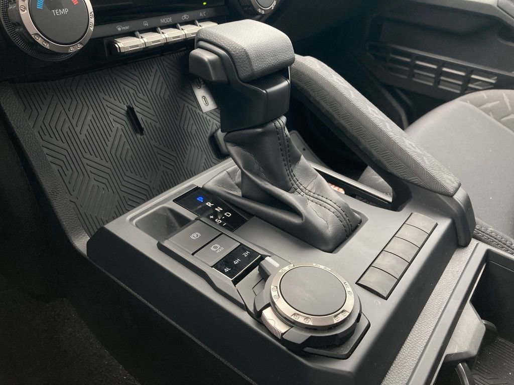Certified 2026 Toyota Tacoma SR AWD/4WD image 24