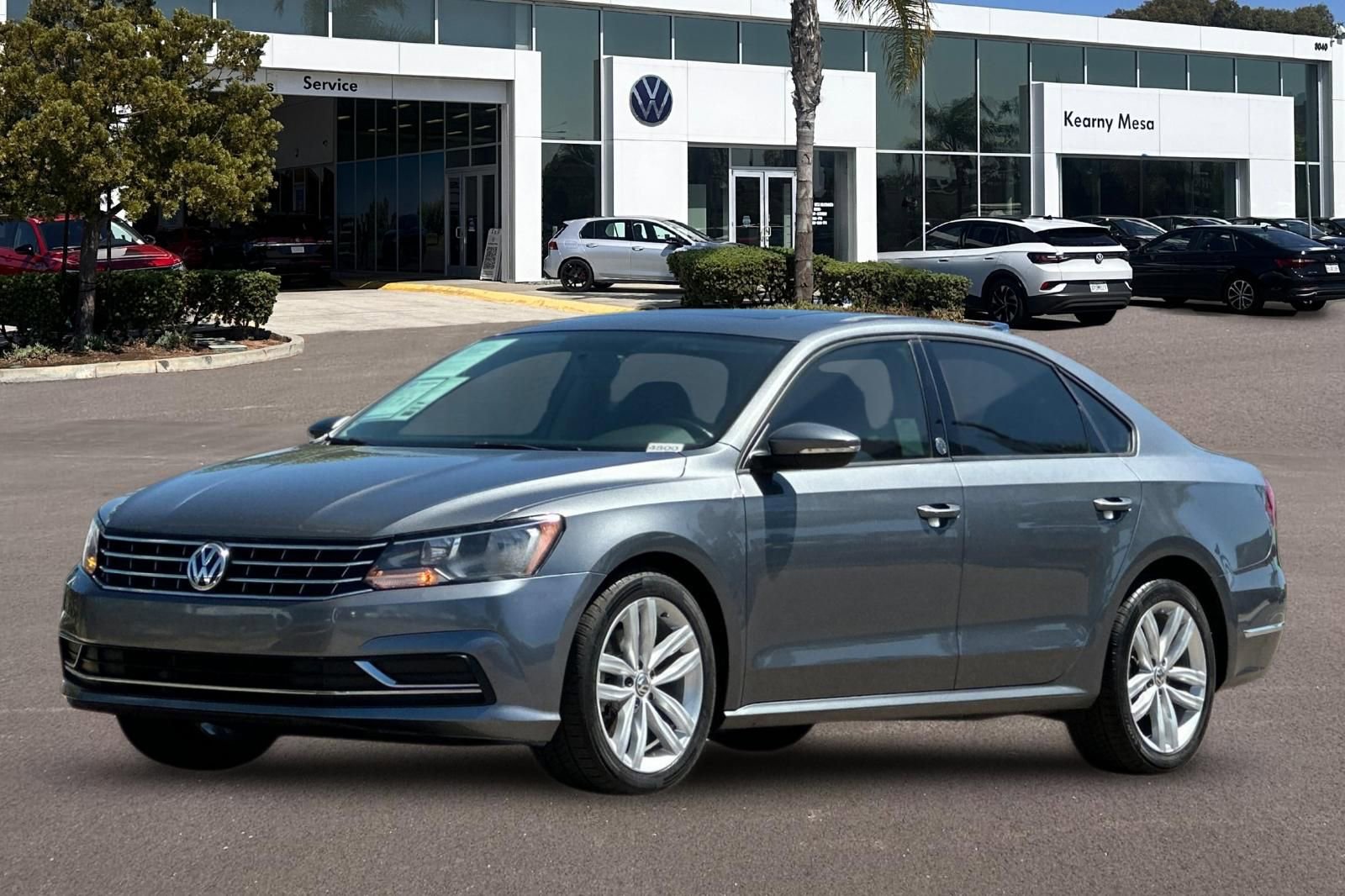 Used 2019 Volkswagen Passat 2.0T Wolfsburg image 8