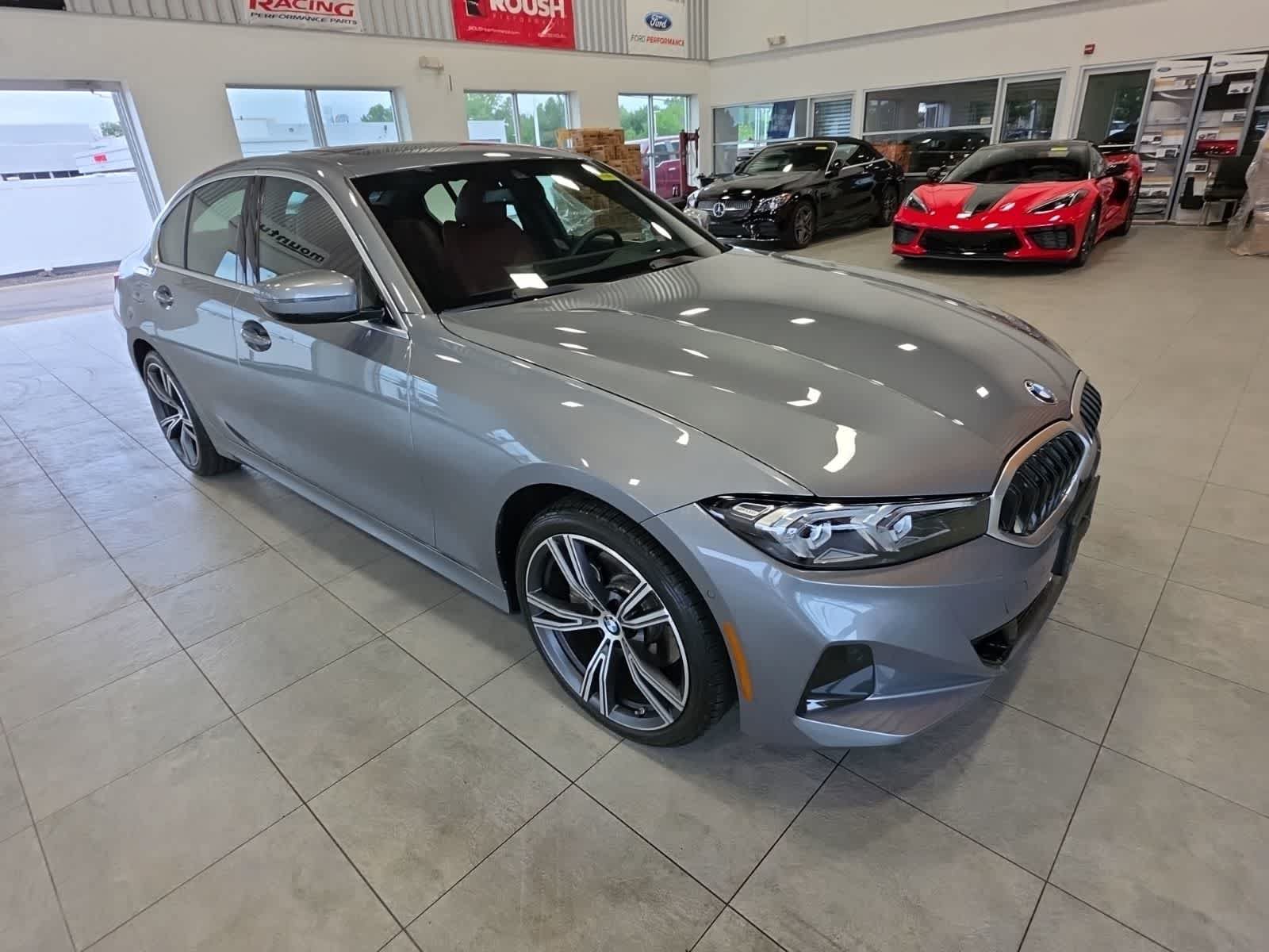 Used 2024 BMW 330i xDrive Sedan w/ Premium Package AWD/4WD image 5