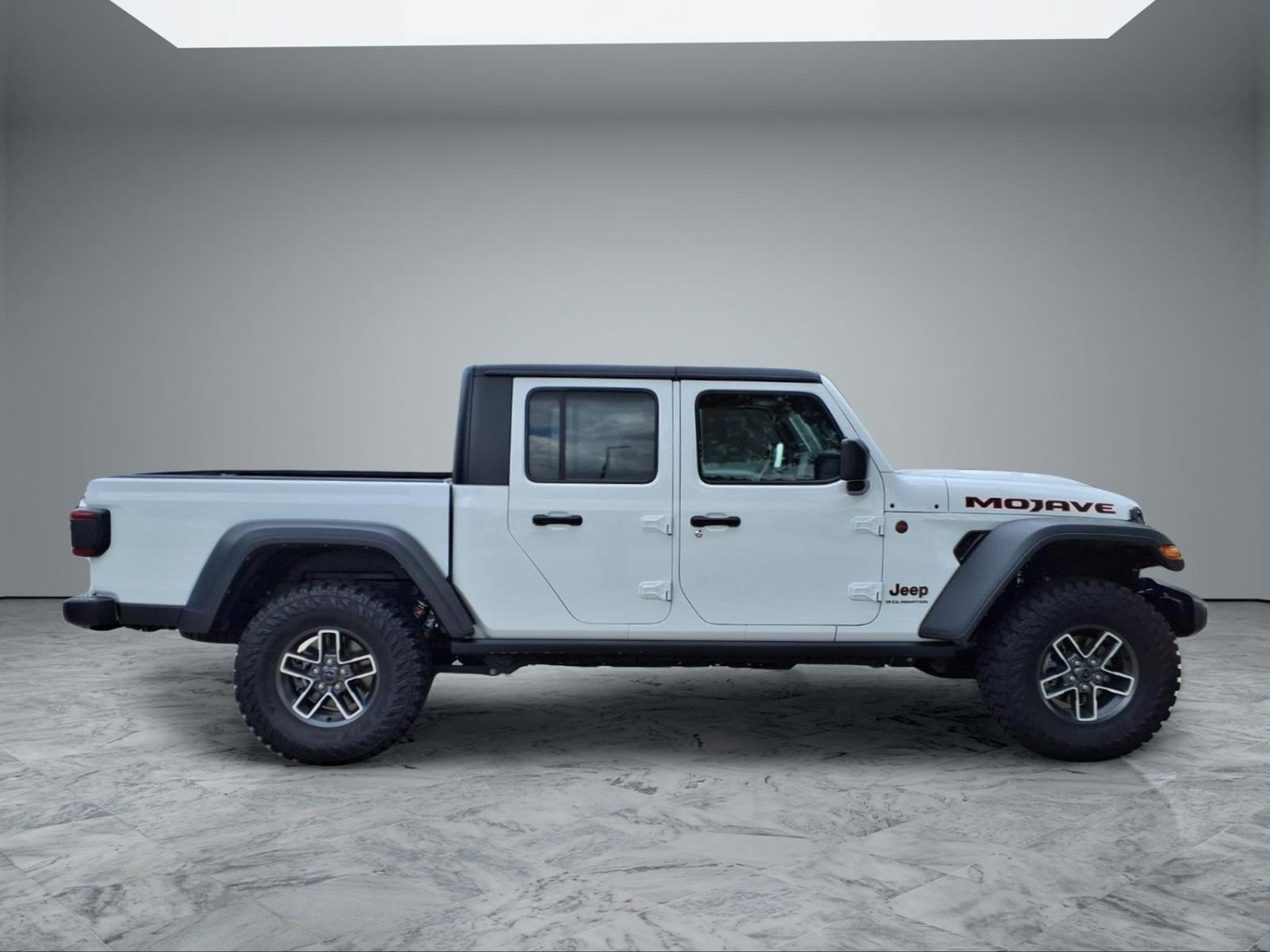 Used 2024 Jeep Gladiator Mojave w/ Convenience Group AWD/4WD image 8