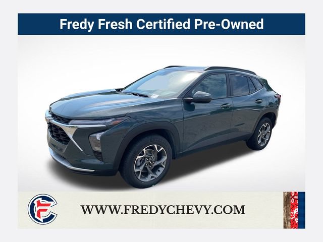 Used 2025 Chevrolet Trax LT