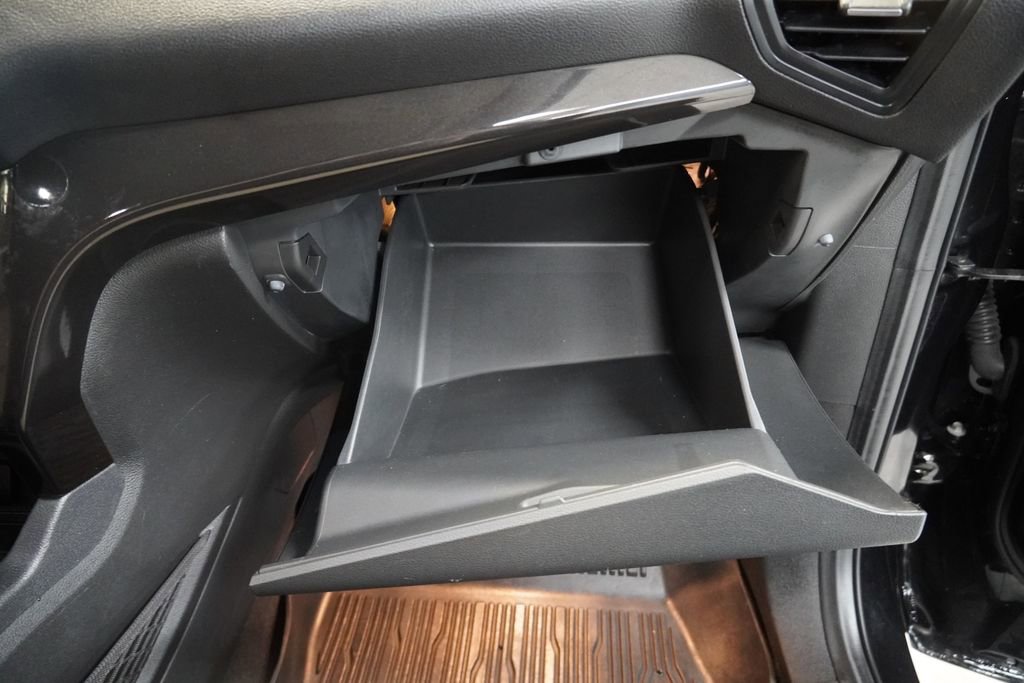 Used 2019 Ford Escape SEL AWD/4WD image 26