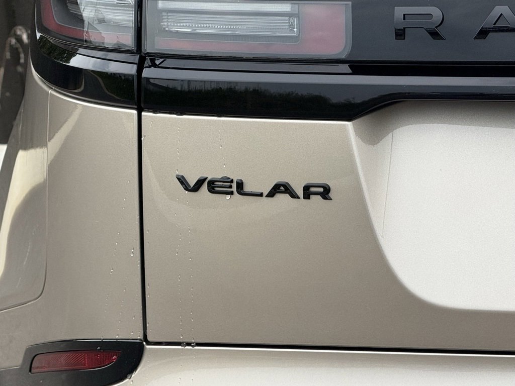 New 2026 Land Rover Range Rover Velar Dynamic SE image 38