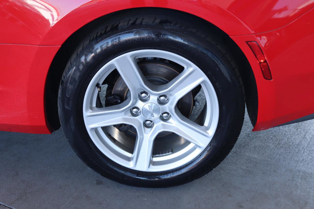 Used 2017 Chevrolet Camaro LT image 11