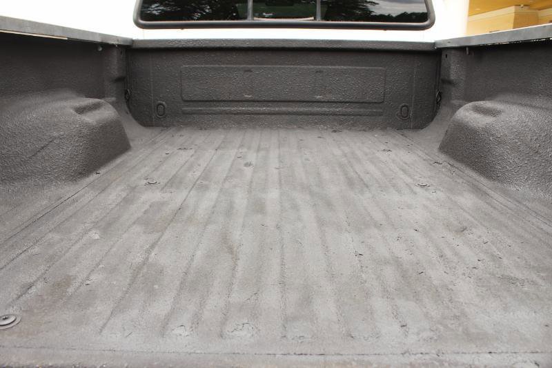 Used 2004 Ford F250 XLT AWD/4WD image 21