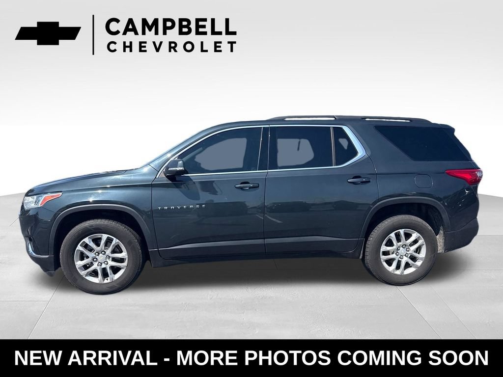 Used 2021 Chevrolet Traverse LT FWD image 2