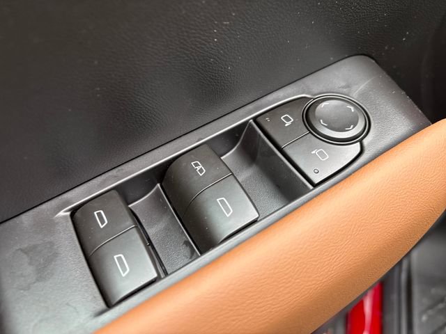 New 2026 GMC Canyon AT4 w/ Technology Plus Package AWD/4WD image 8
