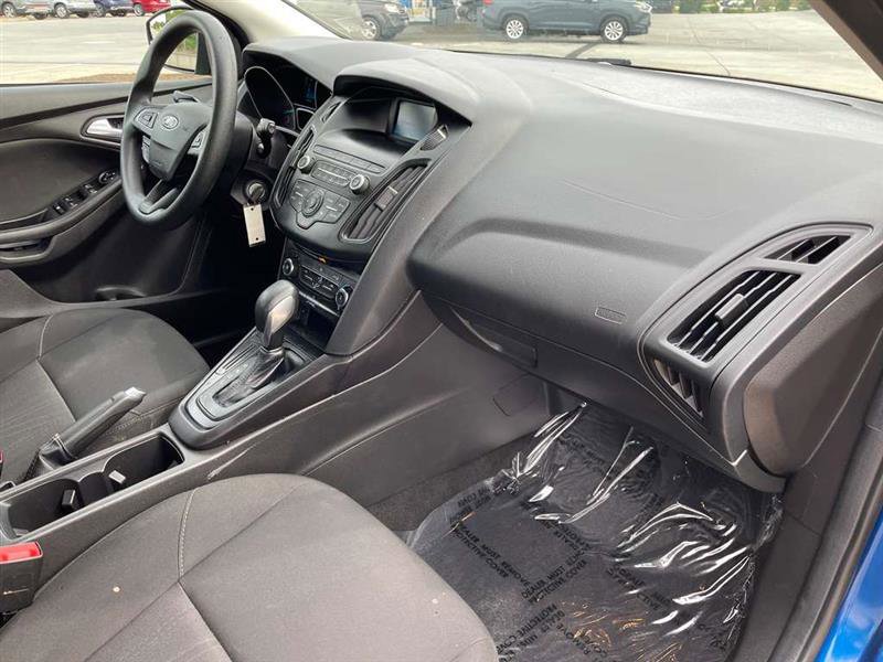 Used 2018 Ford Focus SE FWD image 64