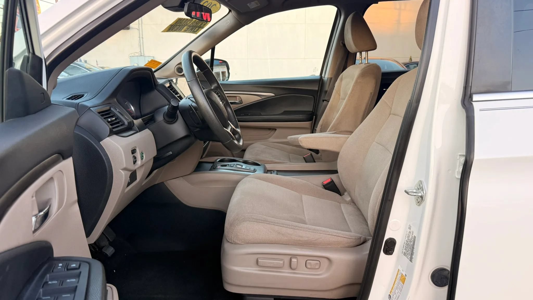 Used 2021 Honda Pilot EX image 12
