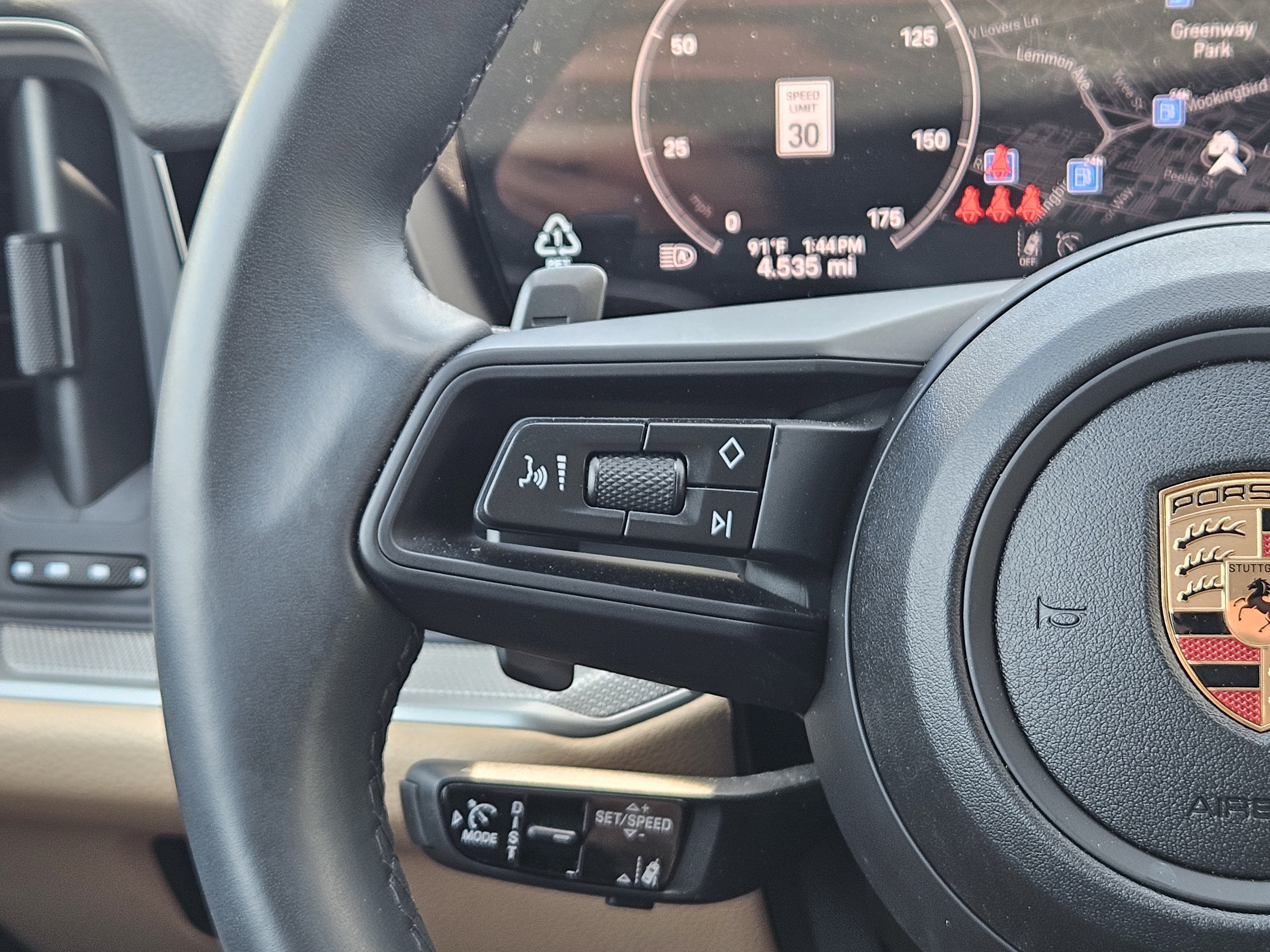 Certified 2026 Porsche Cayenne Coupe AWD/4WD image 26